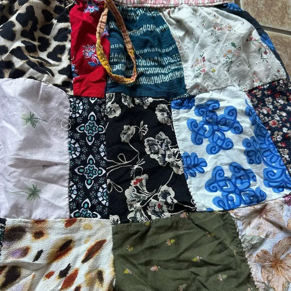 Made In India Patchwork Elastic Waist Shorts Boho Artsy Colorful‎ Pockets Rayon